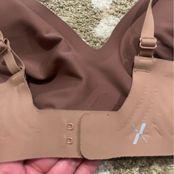 Knix nude/tan bra M - Picture 5 of 5
